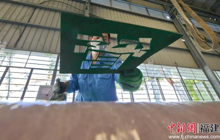 福建泉港：企业技改激活力促生产